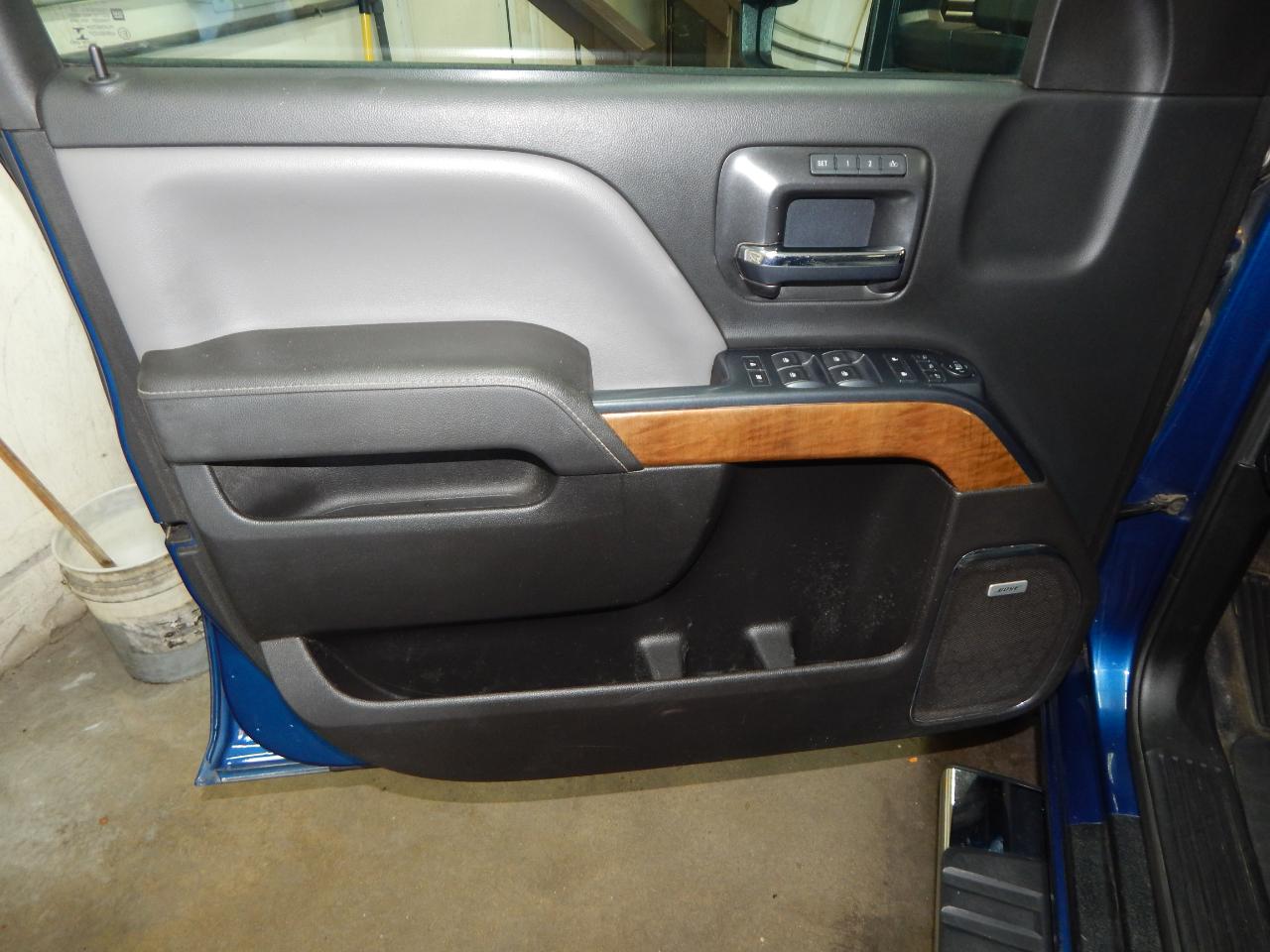 Chevrolet Silverado 2500HD 4WD Crew Cab 167.7" LTZ 2017