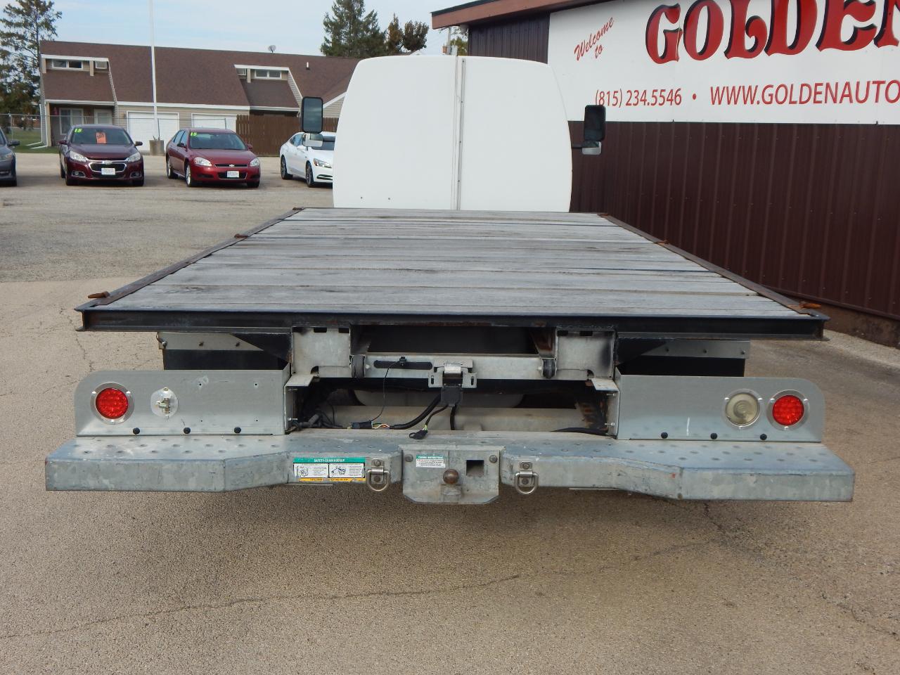 Ford Econoline Commercial Cutaway E-450 Super Duty 158" DRW 2011