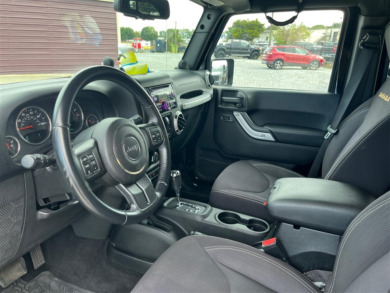 Jeep Wrangler Sahara 2014