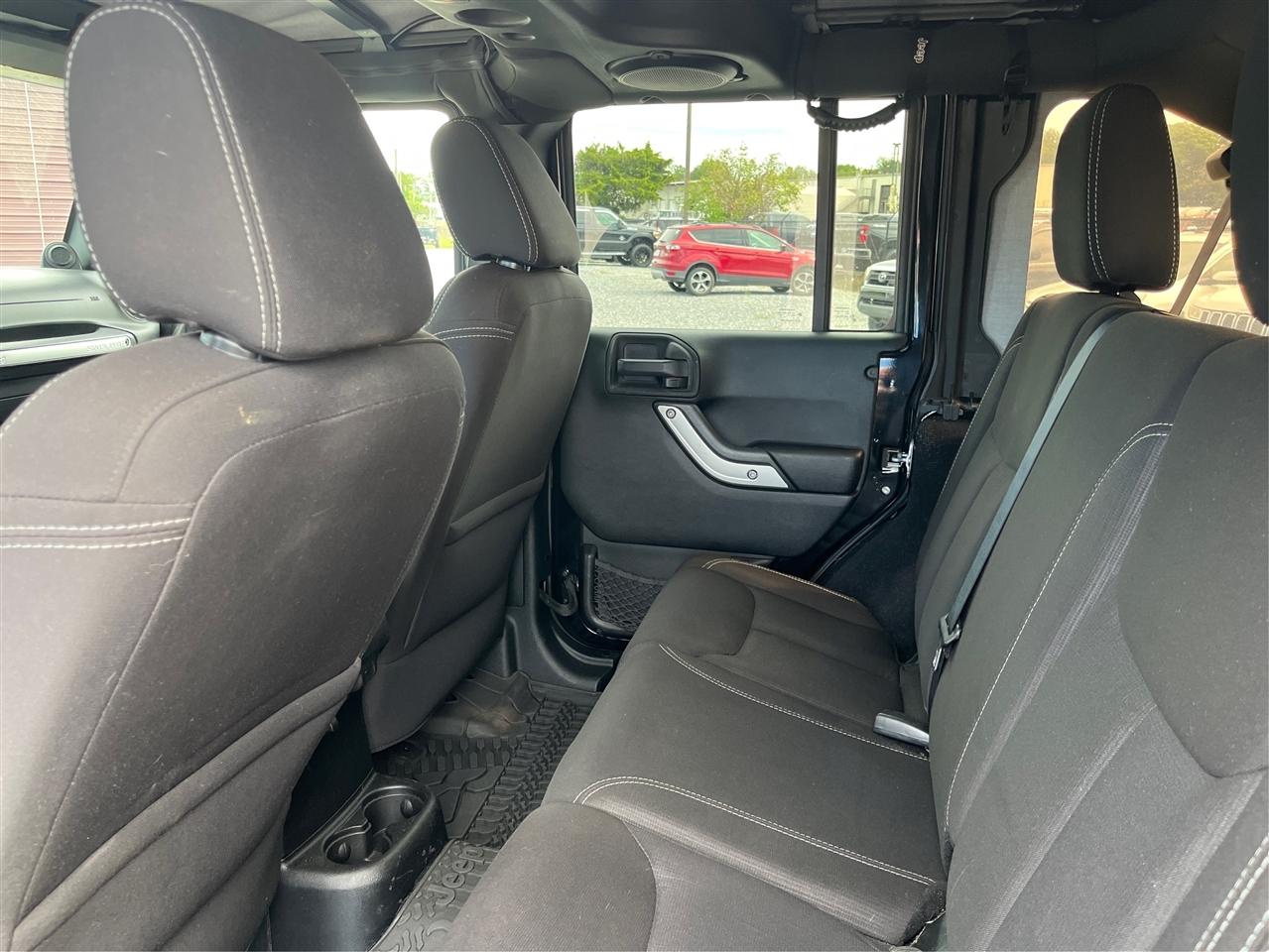 Jeep Wrangler Sahara 2014