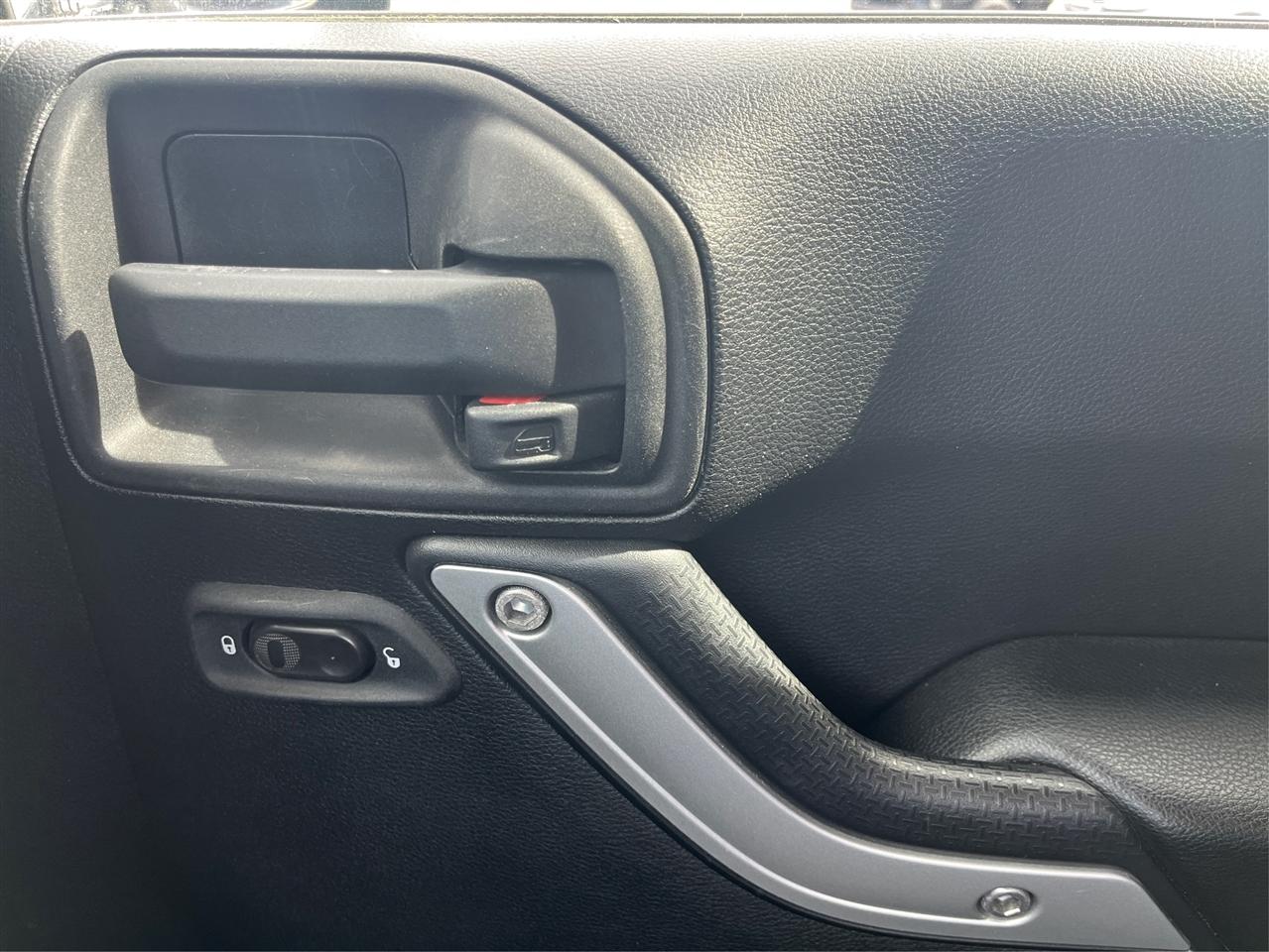 Jeep Wrangler Sahara 2014
