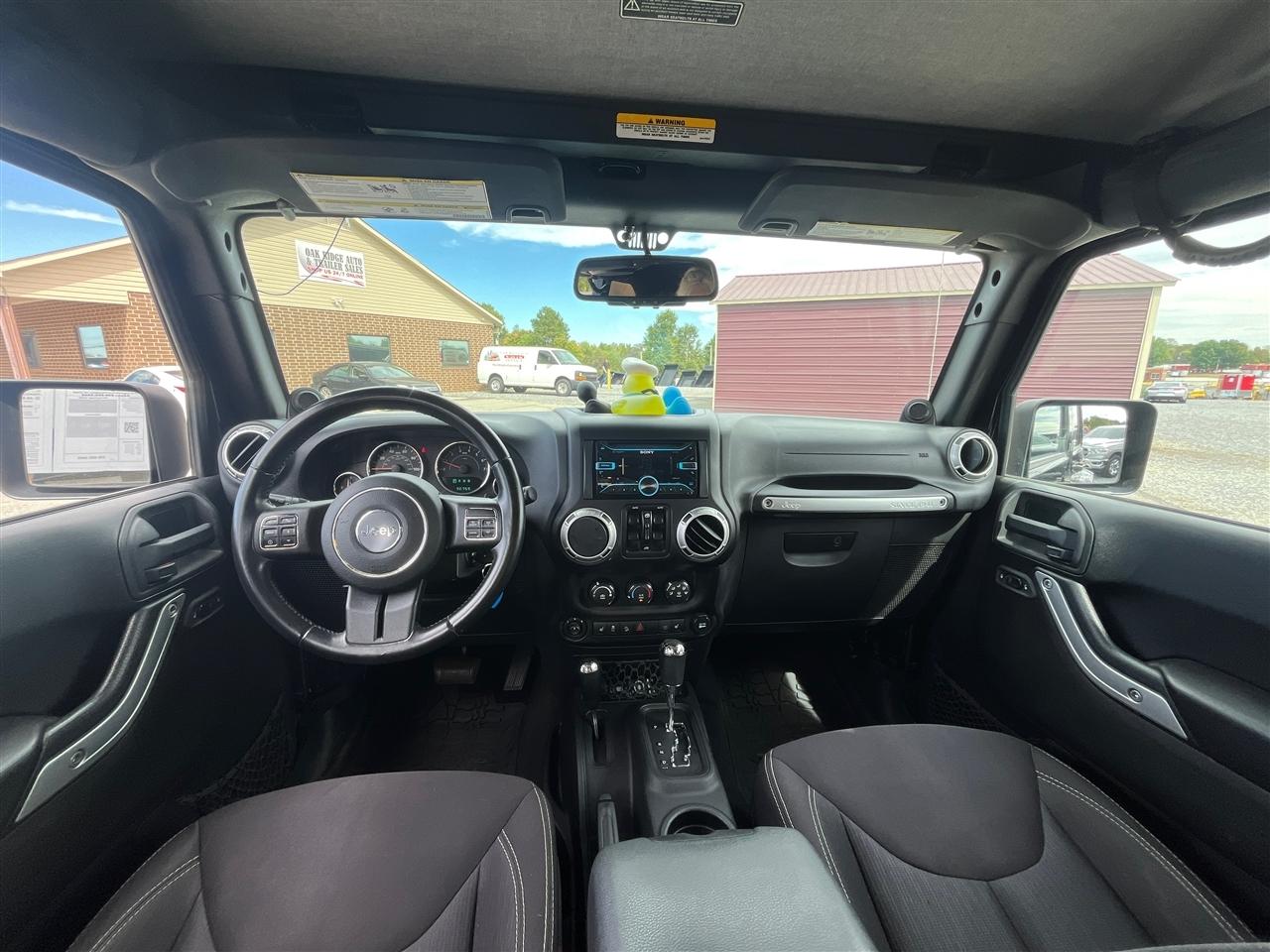 Jeep Wrangler Sahara 2014
