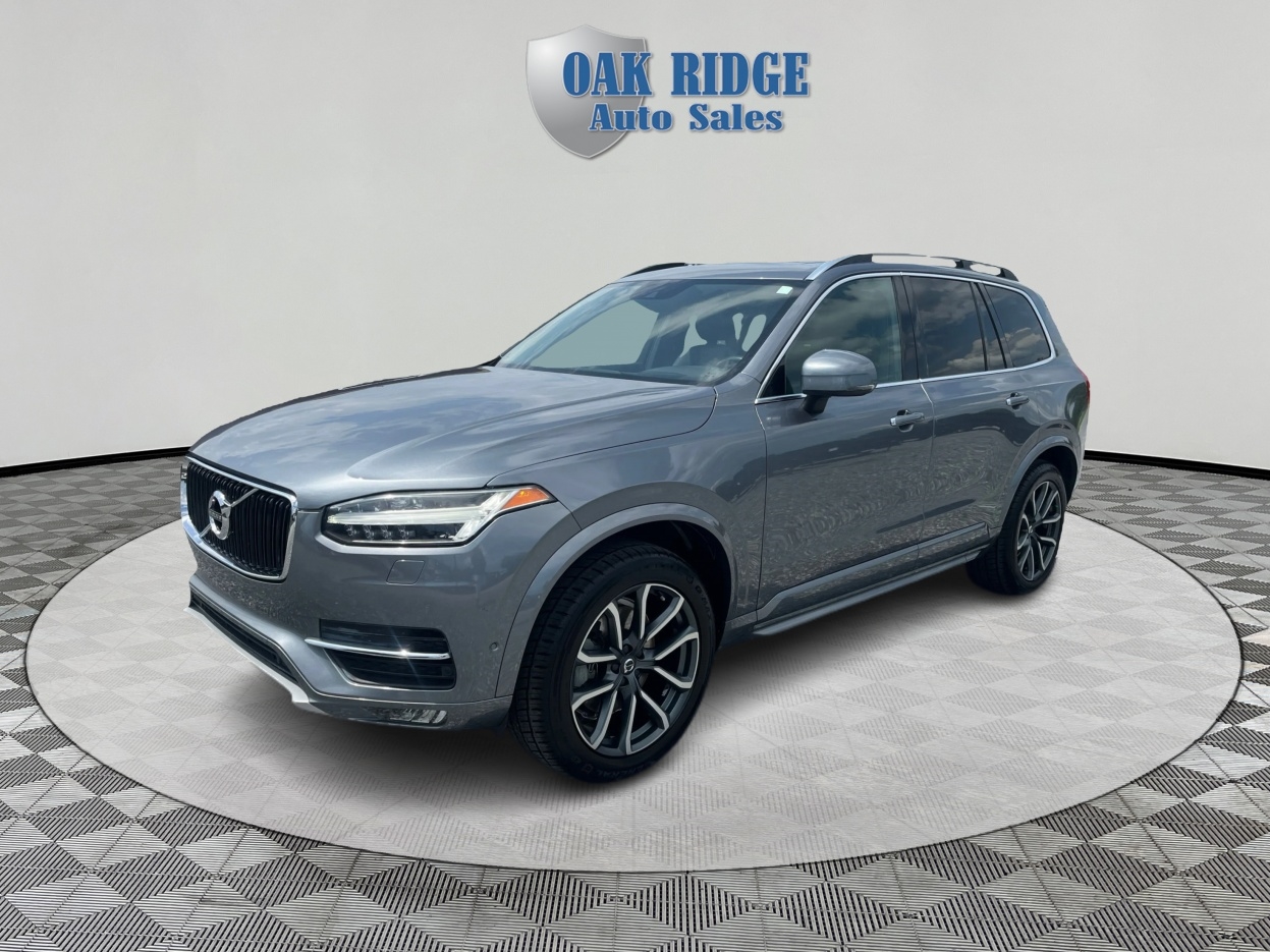 2016 Volvo XC90 Momentum