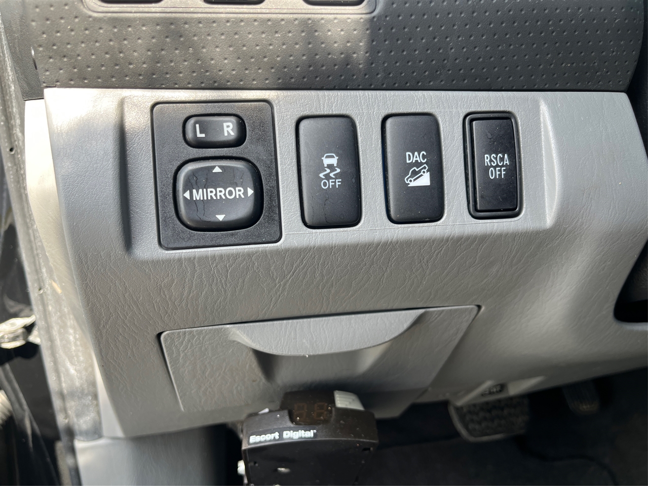2012 Toyota Tacoma V6 photo 16