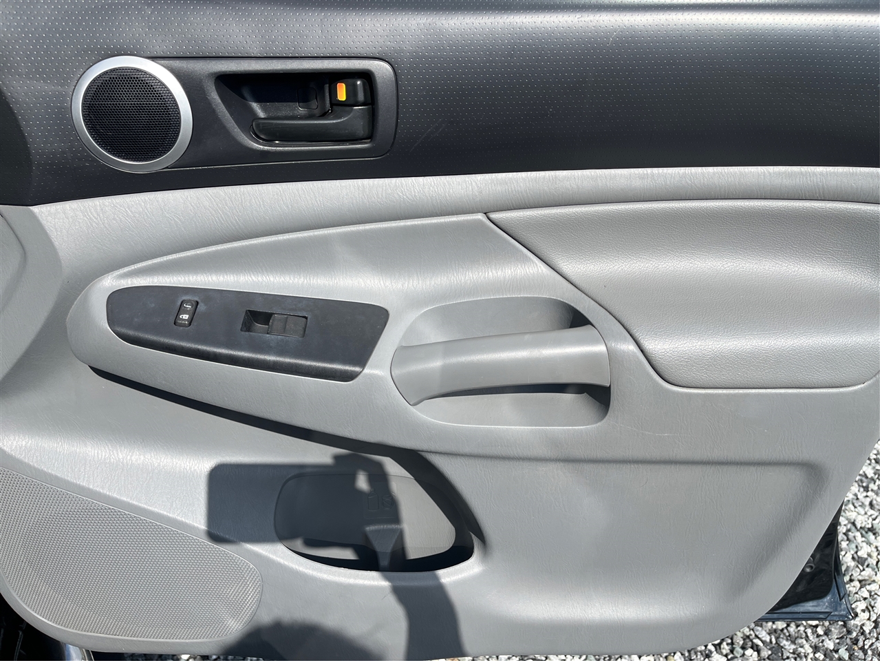2012 Toyota Tacoma V6 photo 19