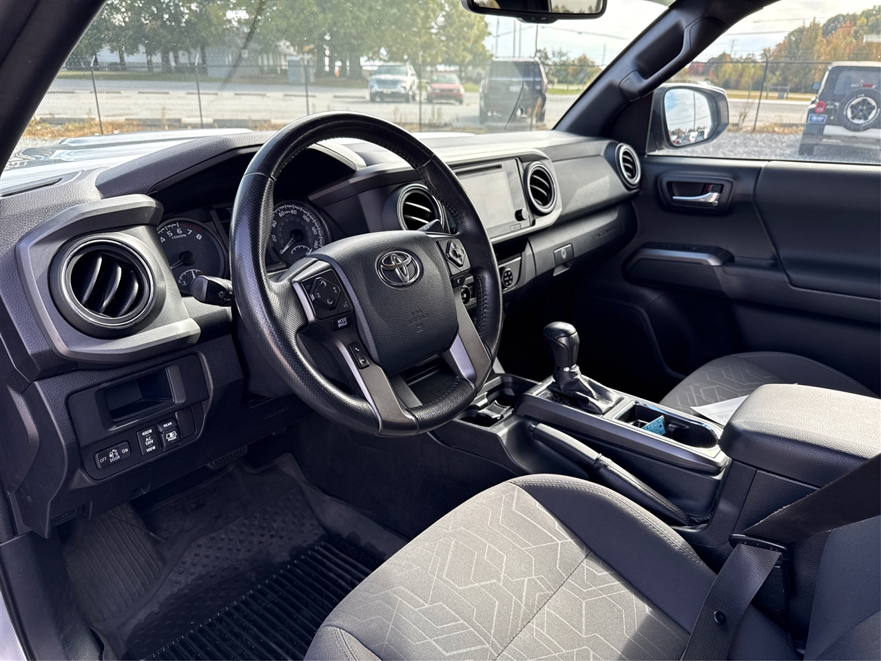 Toyota Tacoma  2017 Toyota Tacoma  2017