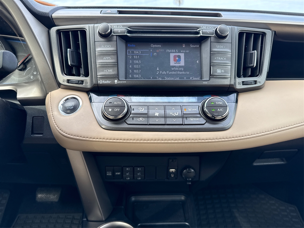 Toyota RAV4 Limited 2014 Toyota RAV4 Limited 2014