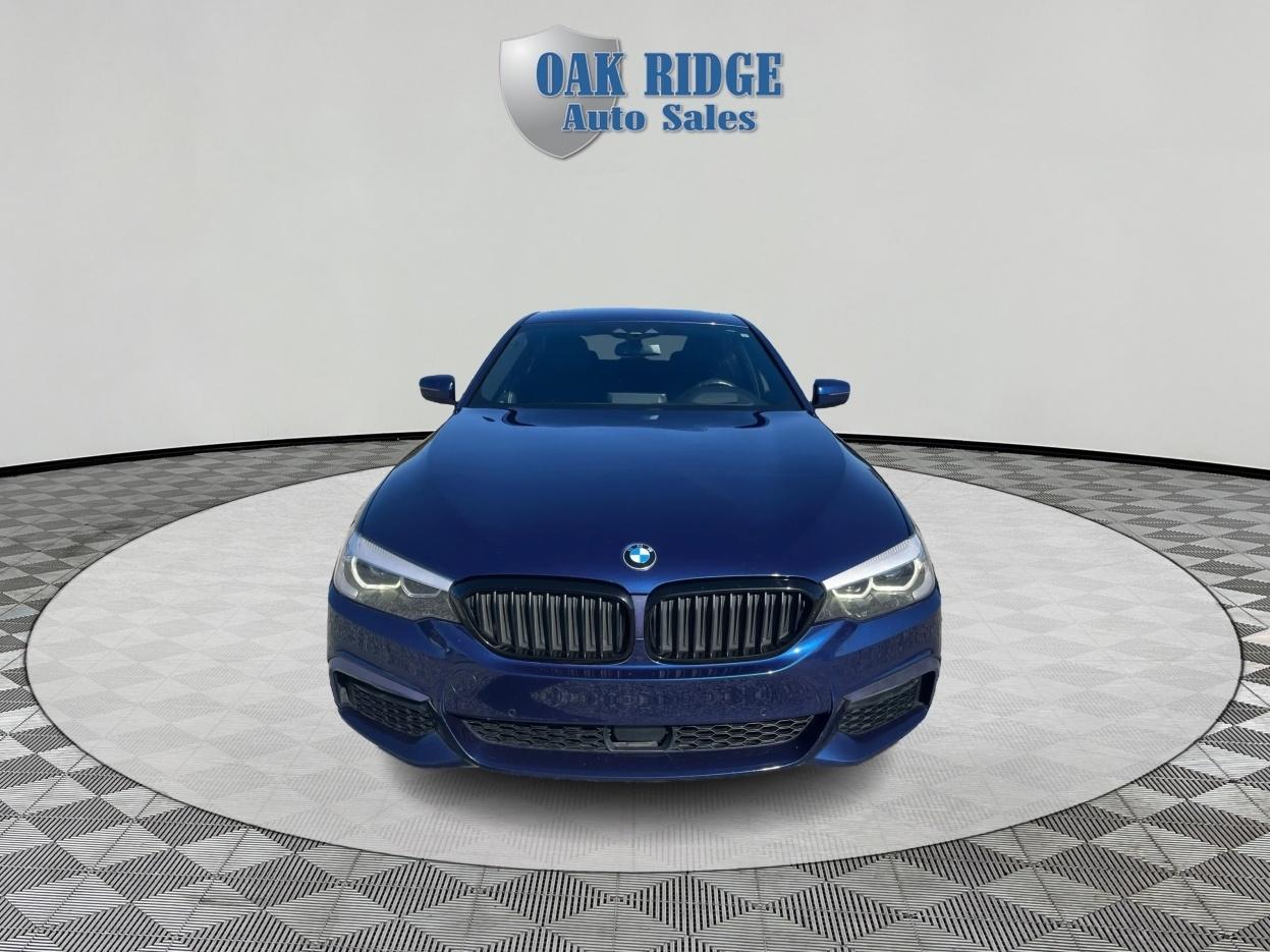 BMW 5-Series  2018