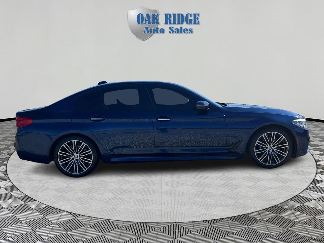 BMW 5-Series  2018