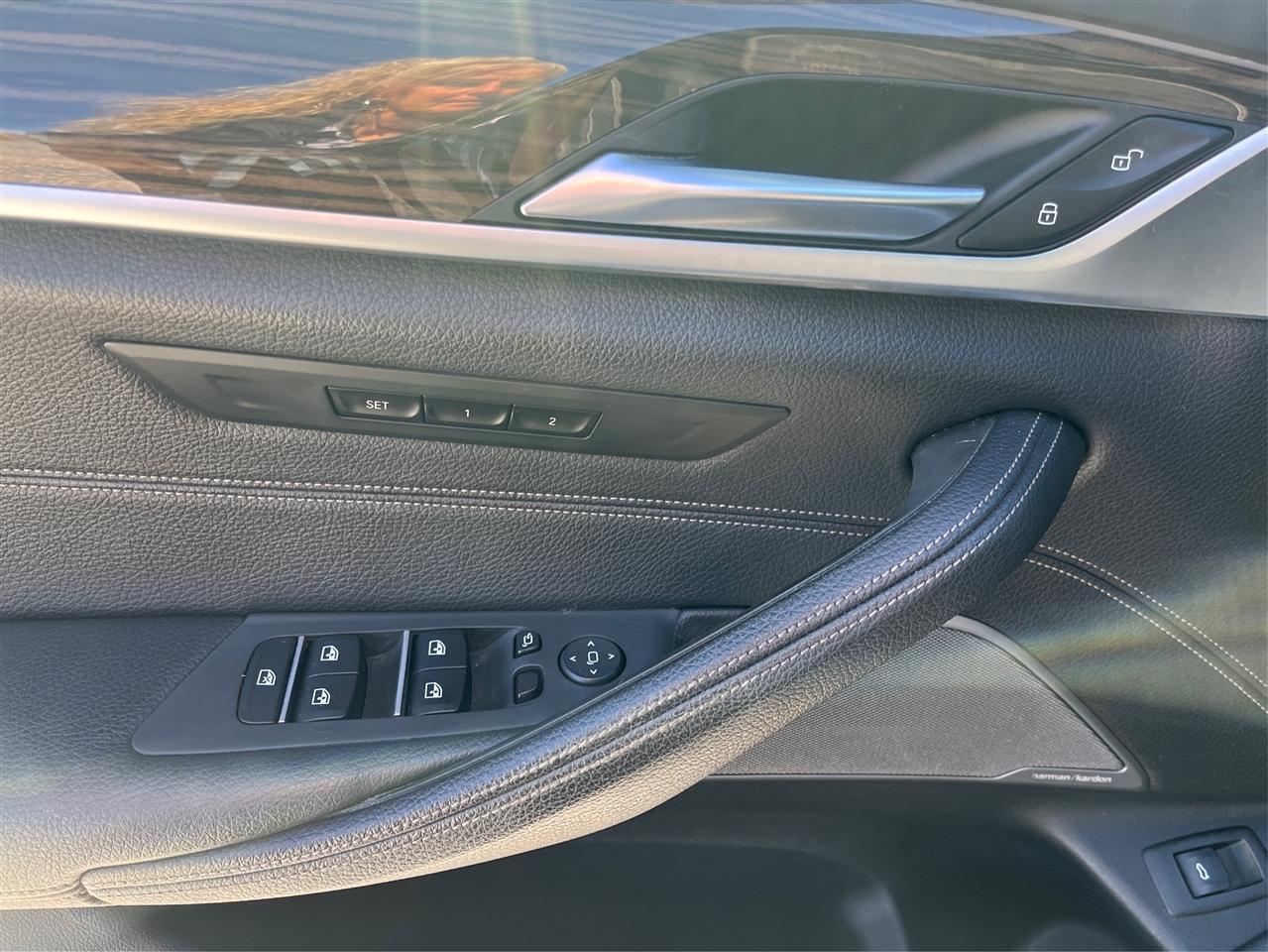BMW 5-Series  2018