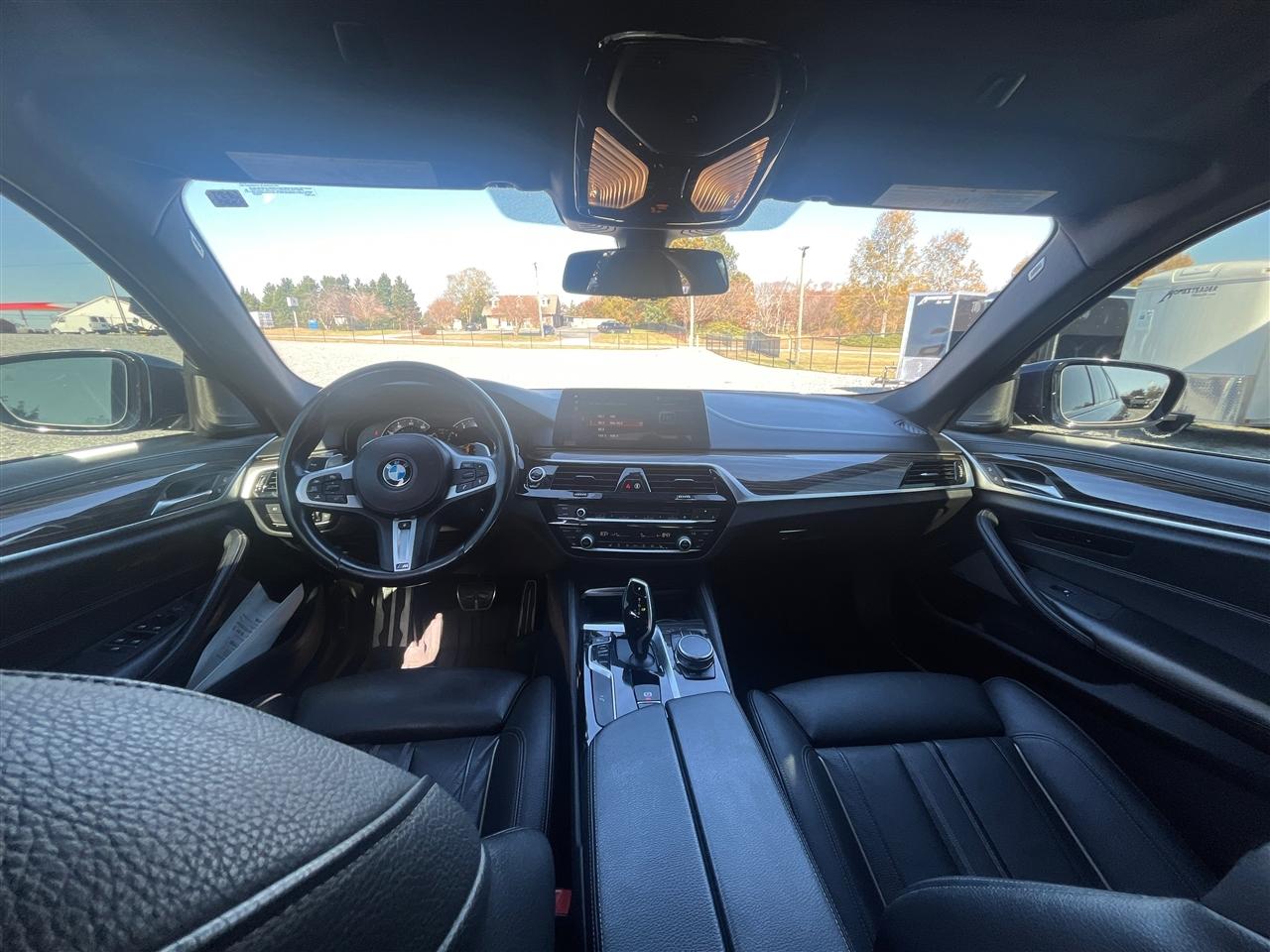 BMW 5-Series  2018