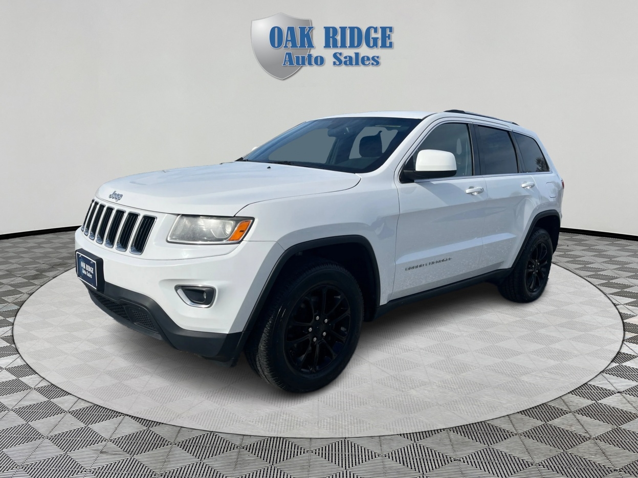 2016 Jeep Grand Cherokee LAREDO E