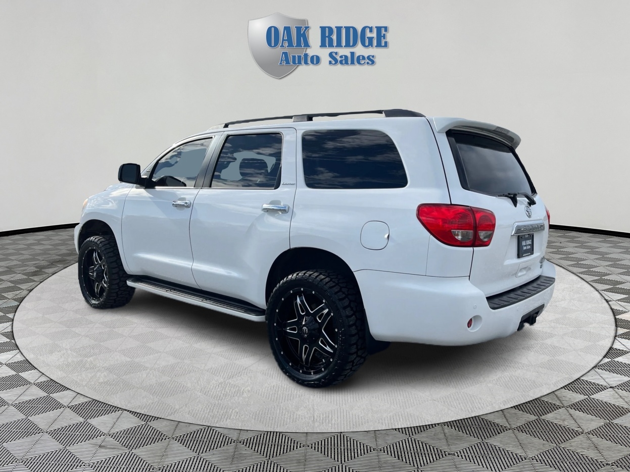 Toyota Sequoia  2016