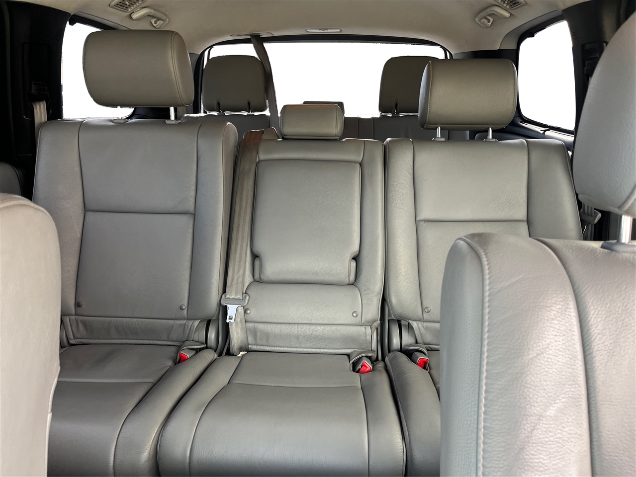 Toyota Sequoia  2016