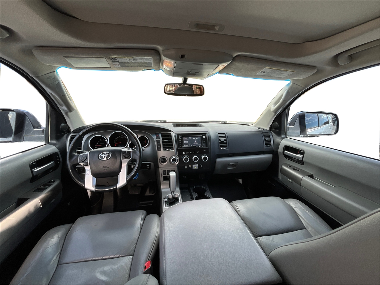 Toyota Sequoia  2016