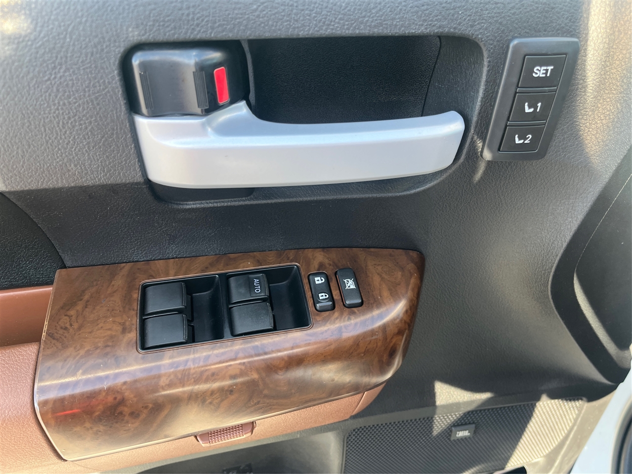 Toyota Tundra Limited 2013