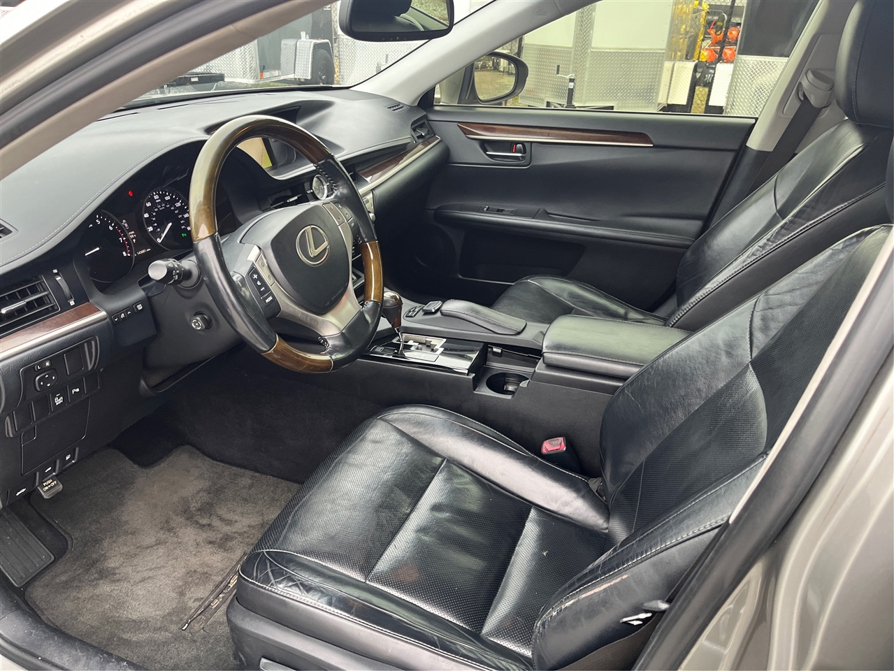 Lexus ES 350 Base 2015