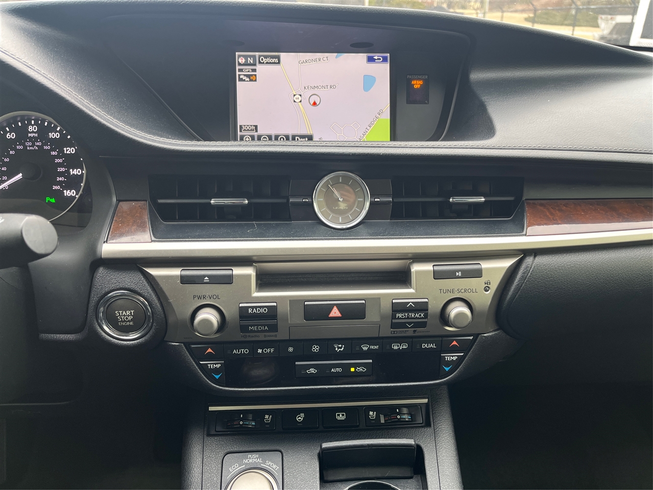 Lexus ES 350 Base 2015