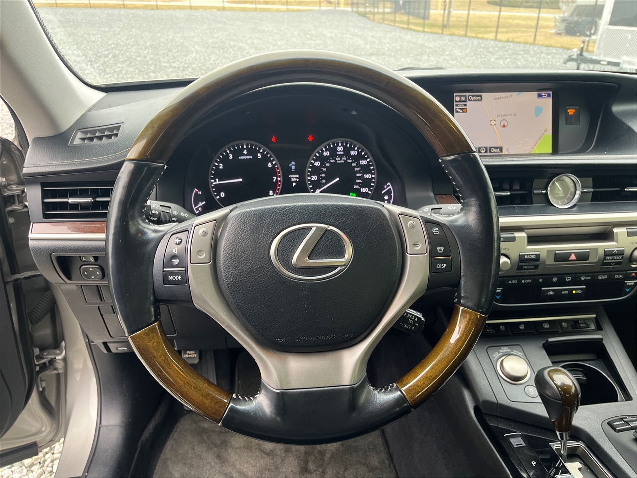 Lexus ES 350 Base 2015