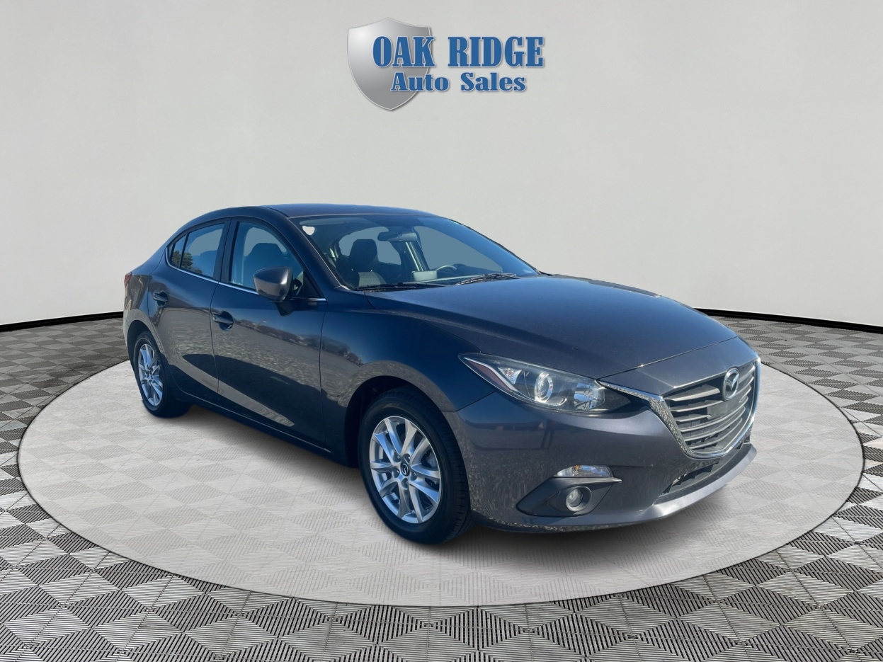 Mazda MAZDA3  2015