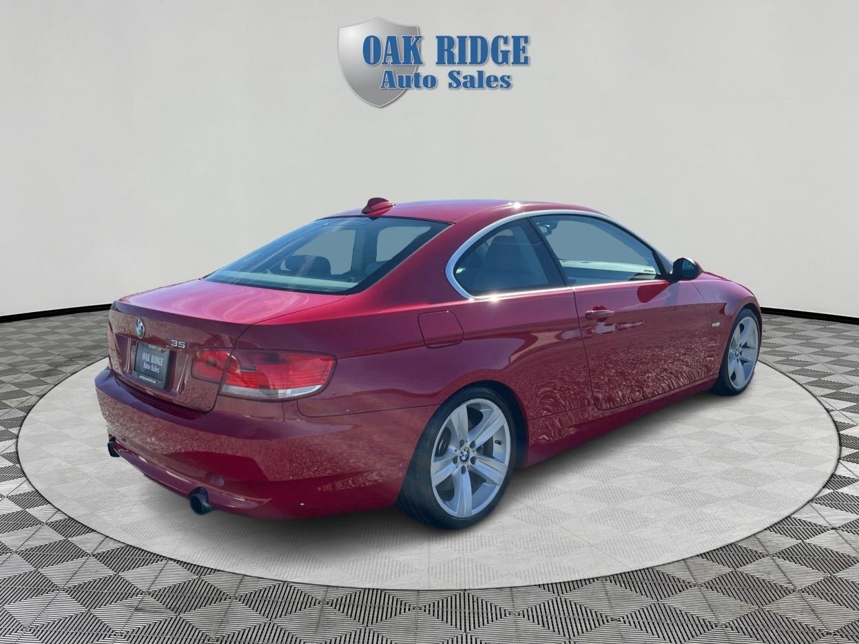 BMW 3-Series  2008