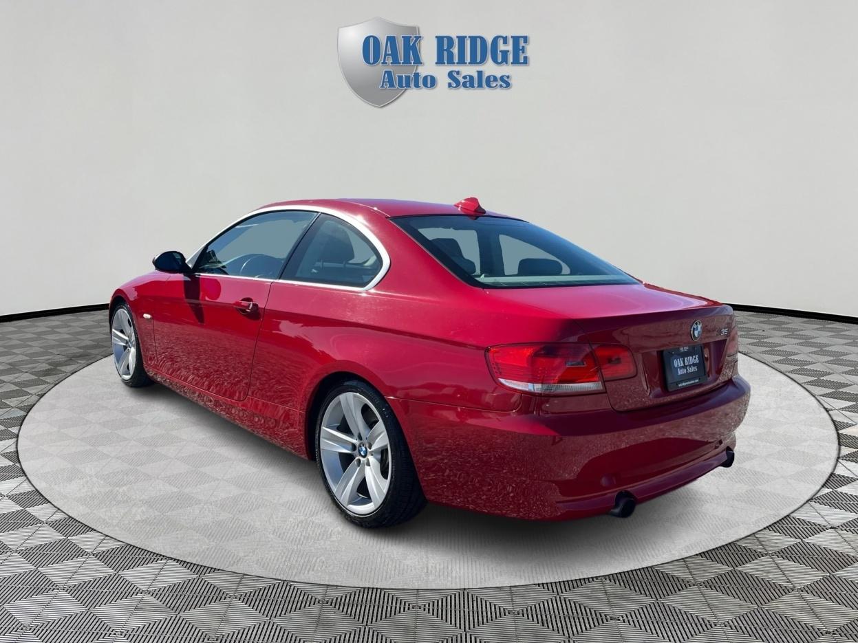 BMW 3-Series  2008