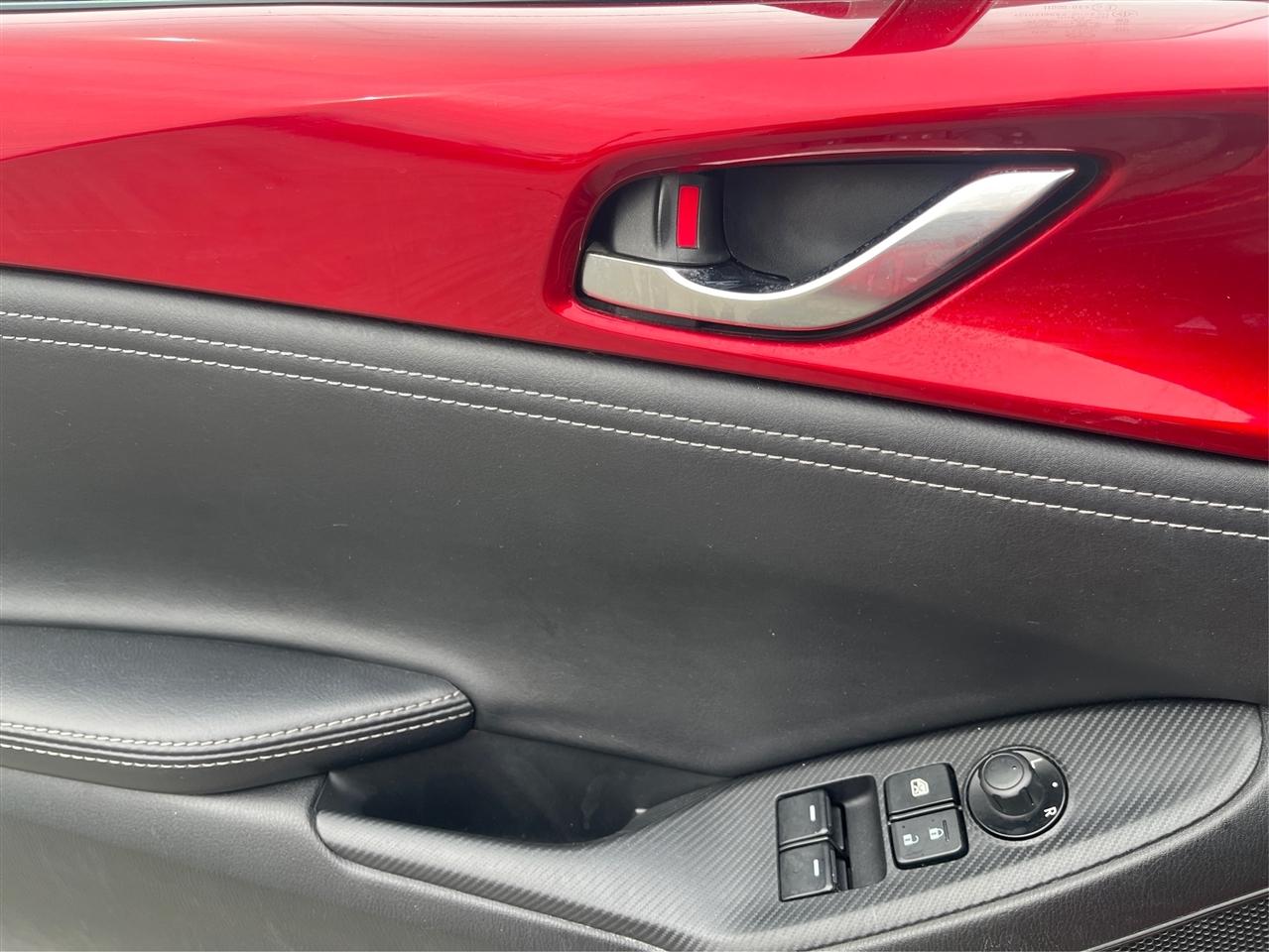 Mazda MX-5 Miata RF  2020