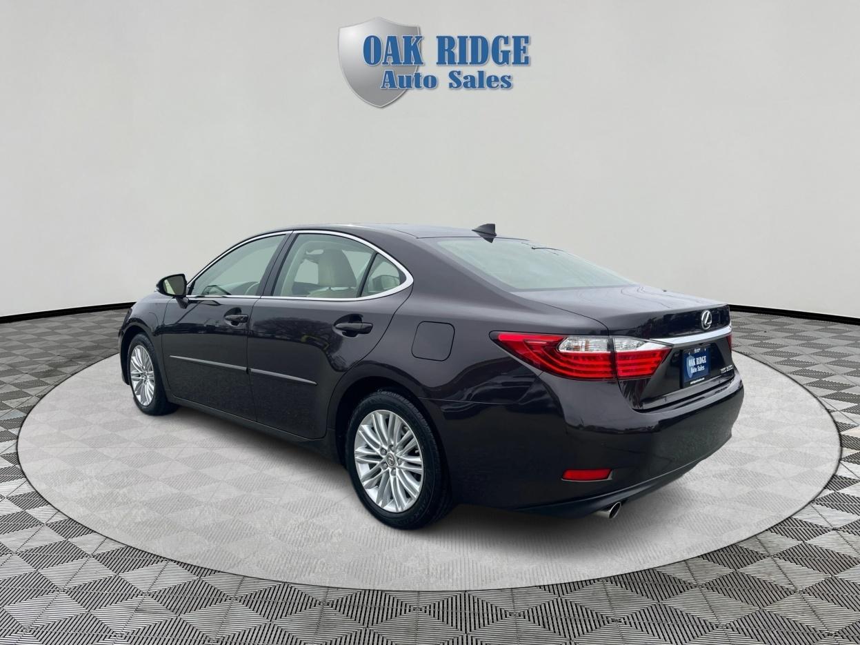 Lexus ES 350 Base 2015