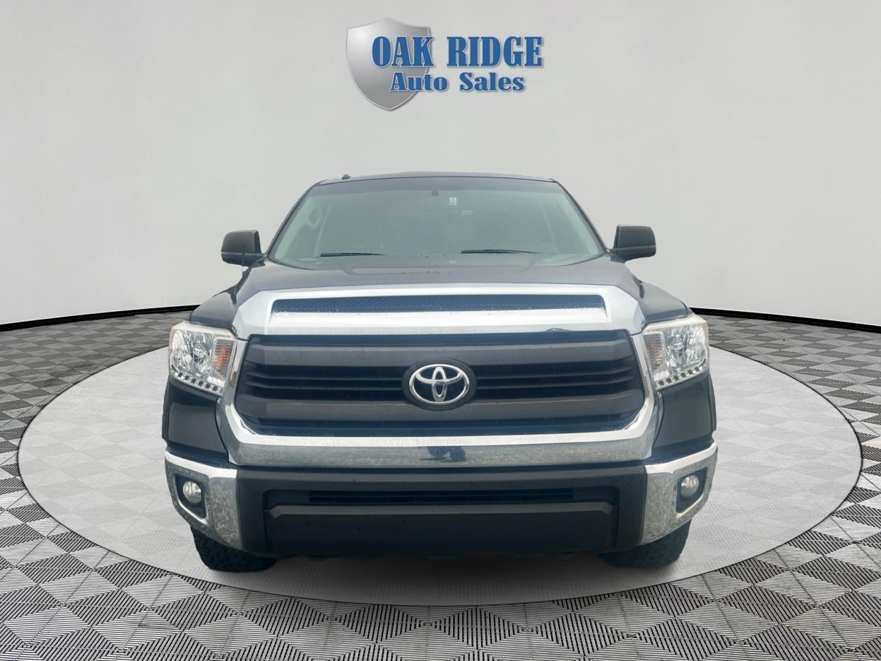 Toyota Tundra SR5 2015