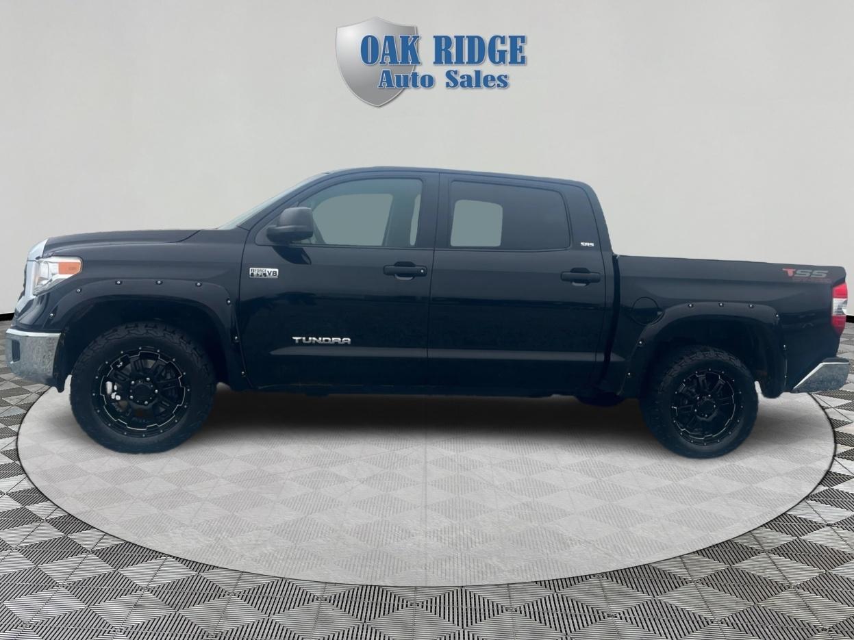 Toyota Tundra SR5 2015