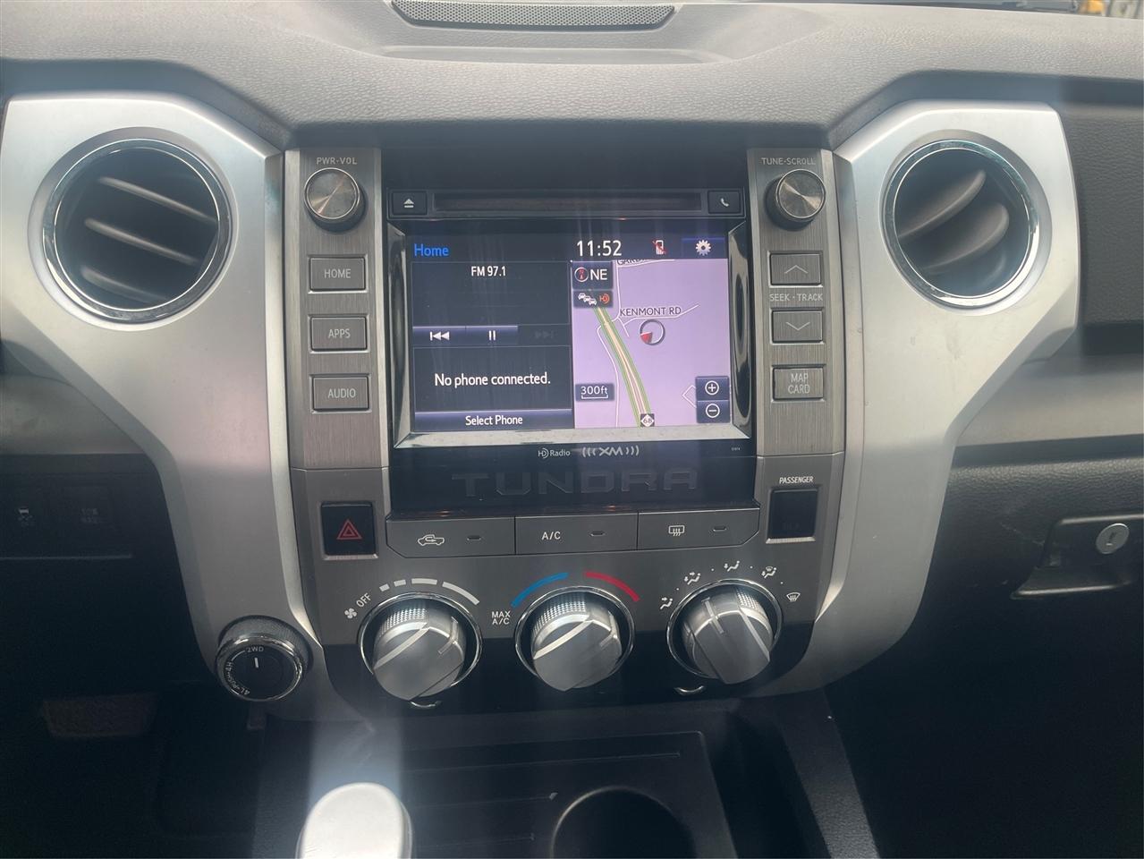 Toyota Tundra SR5 2015