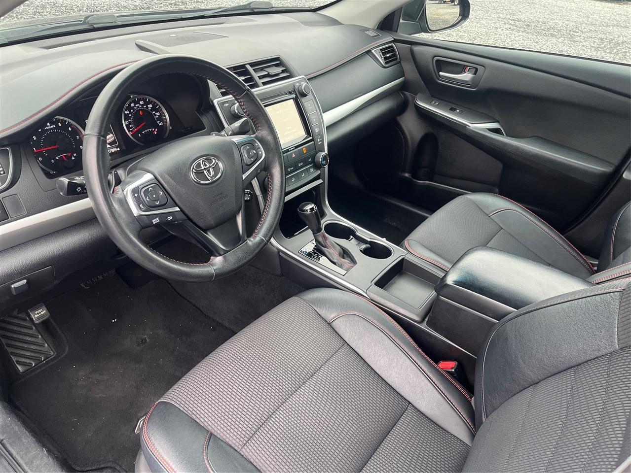 Toyota Camry  2016