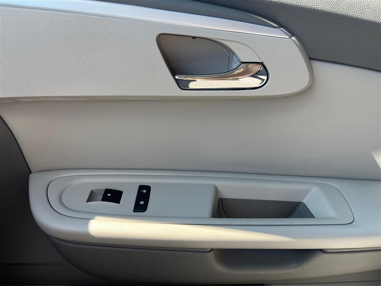 Chevrolet Traverse LT 2012