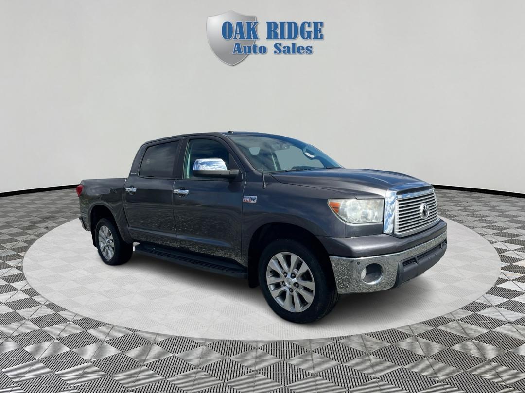 Toyota Tundra  2013