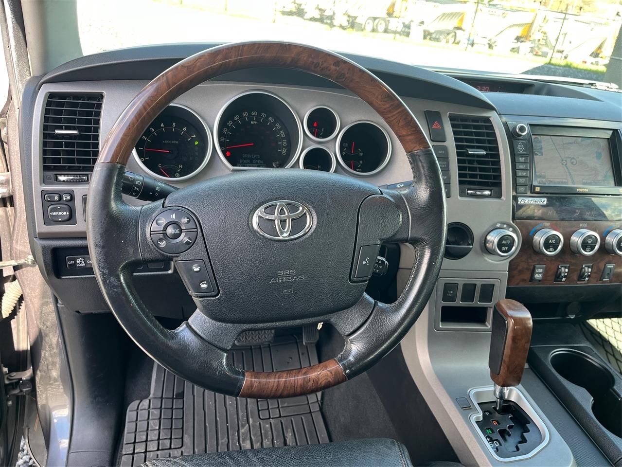 Toyota Tundra  2013