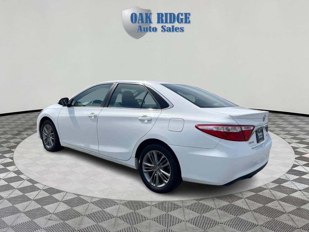 Toyota Camry SE 2017