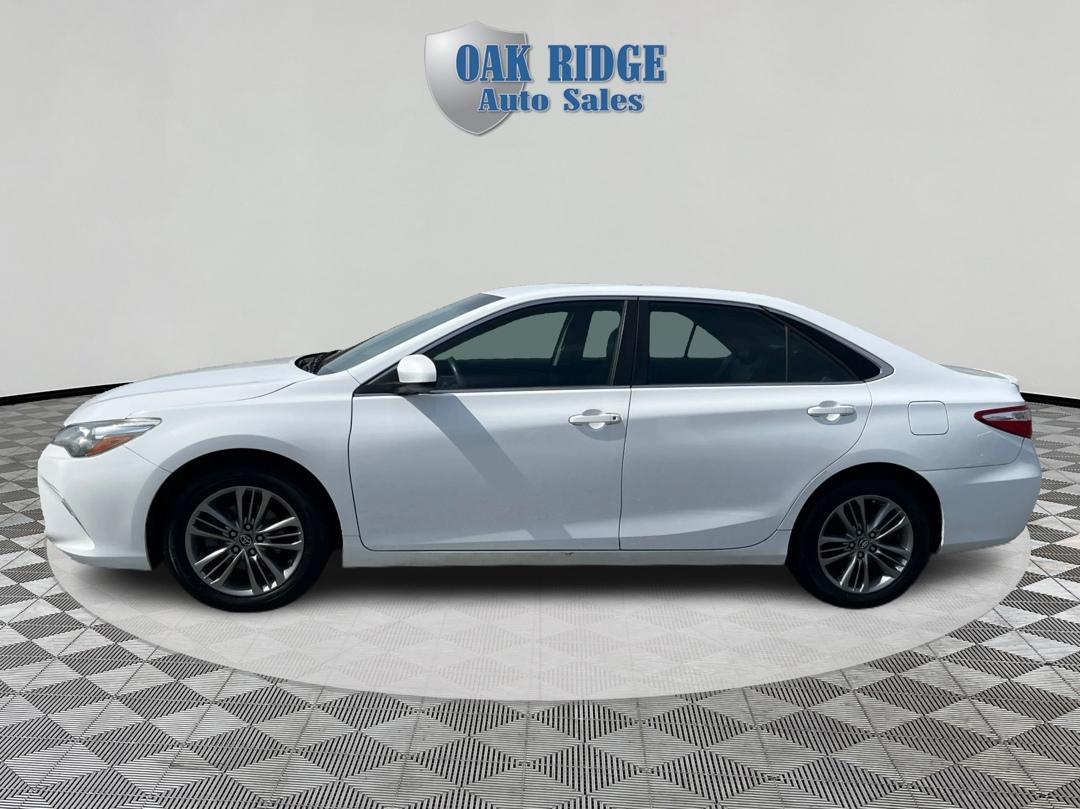Toyota Camry SE 2017