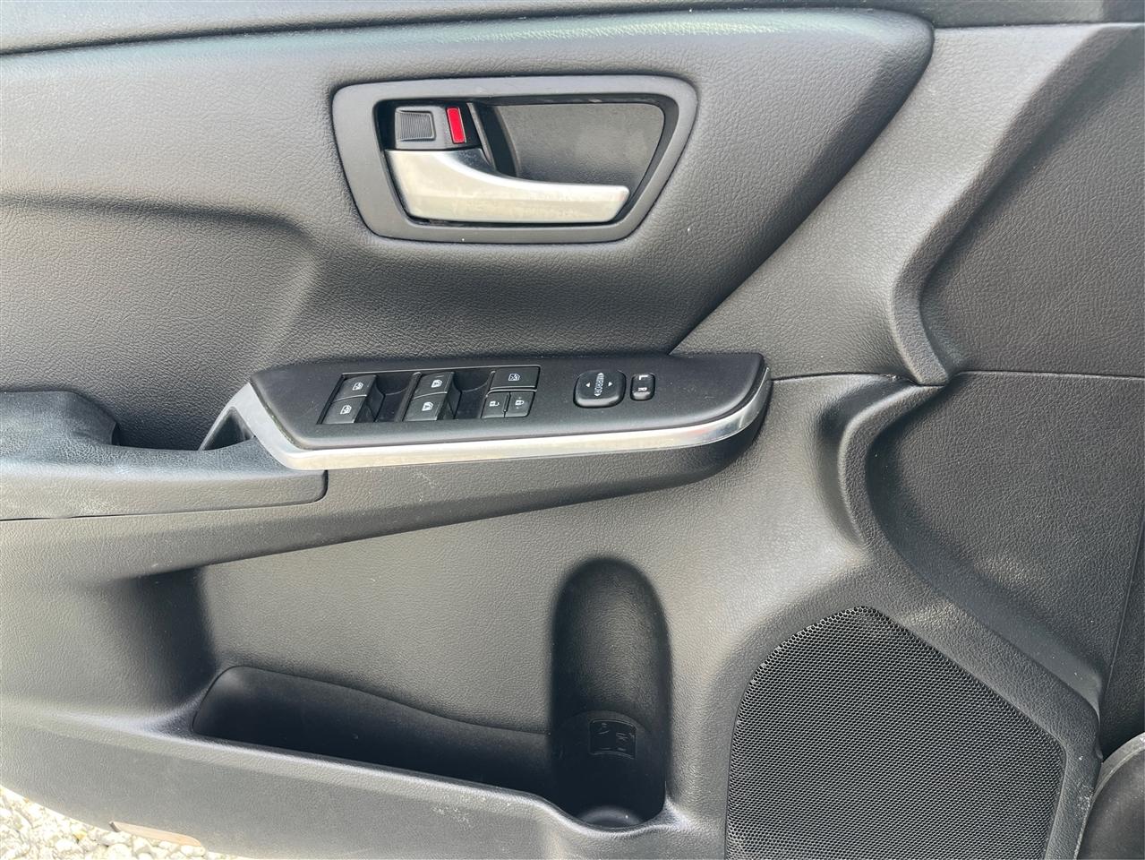 Toyota Camry SE 2017