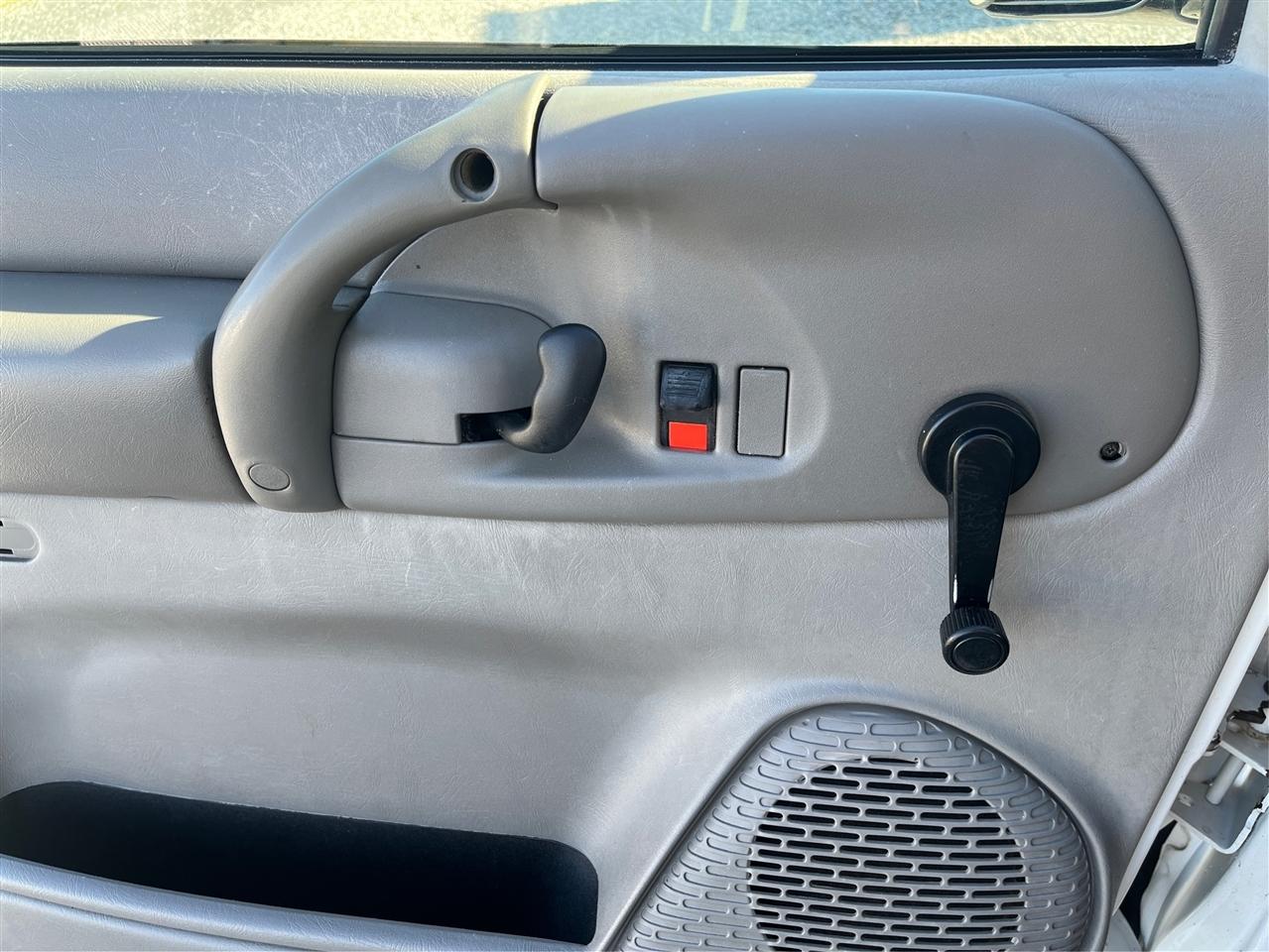 Chevrolet Astro Base 2004