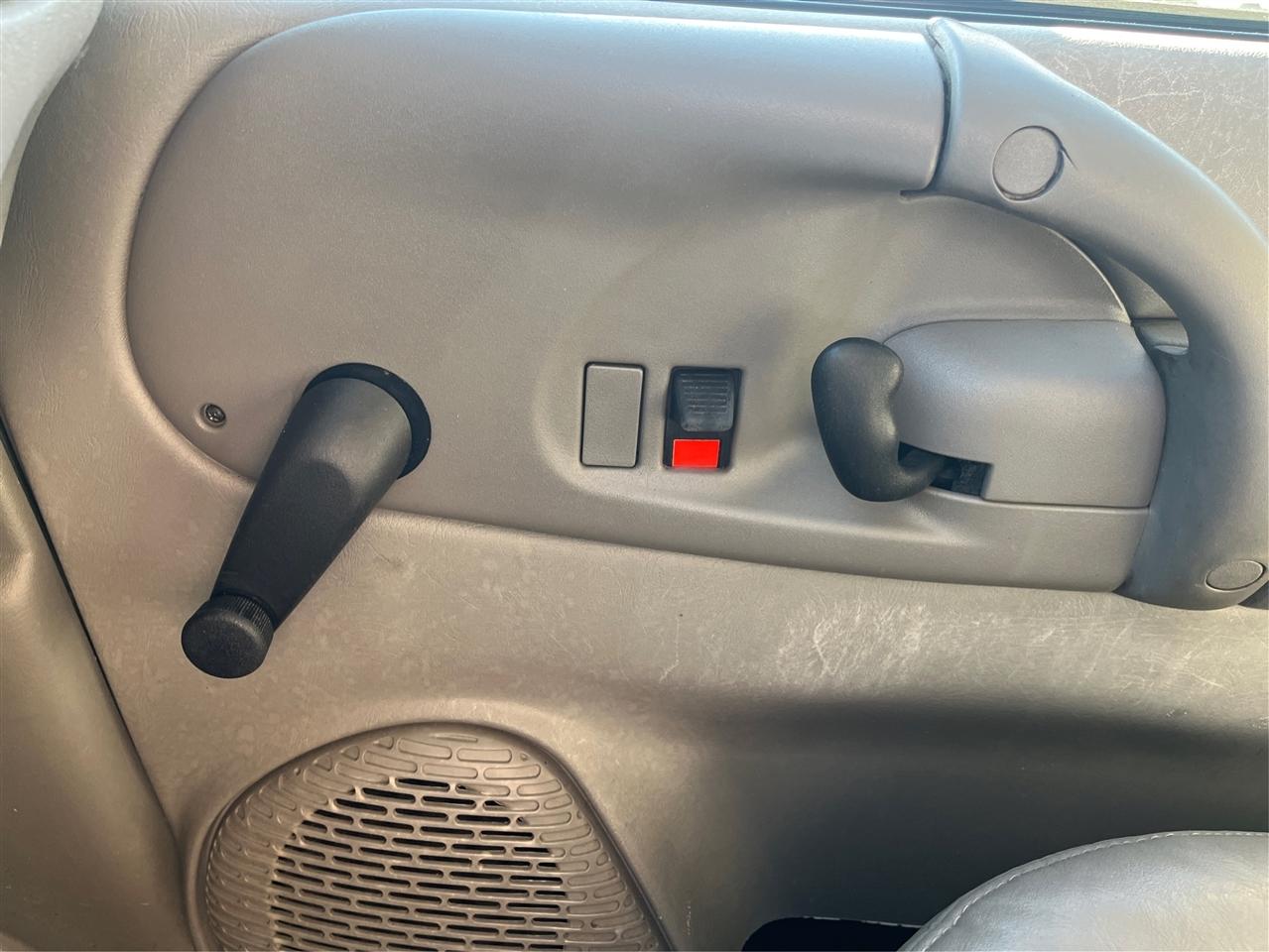 Chevrolet Astro Base 2004