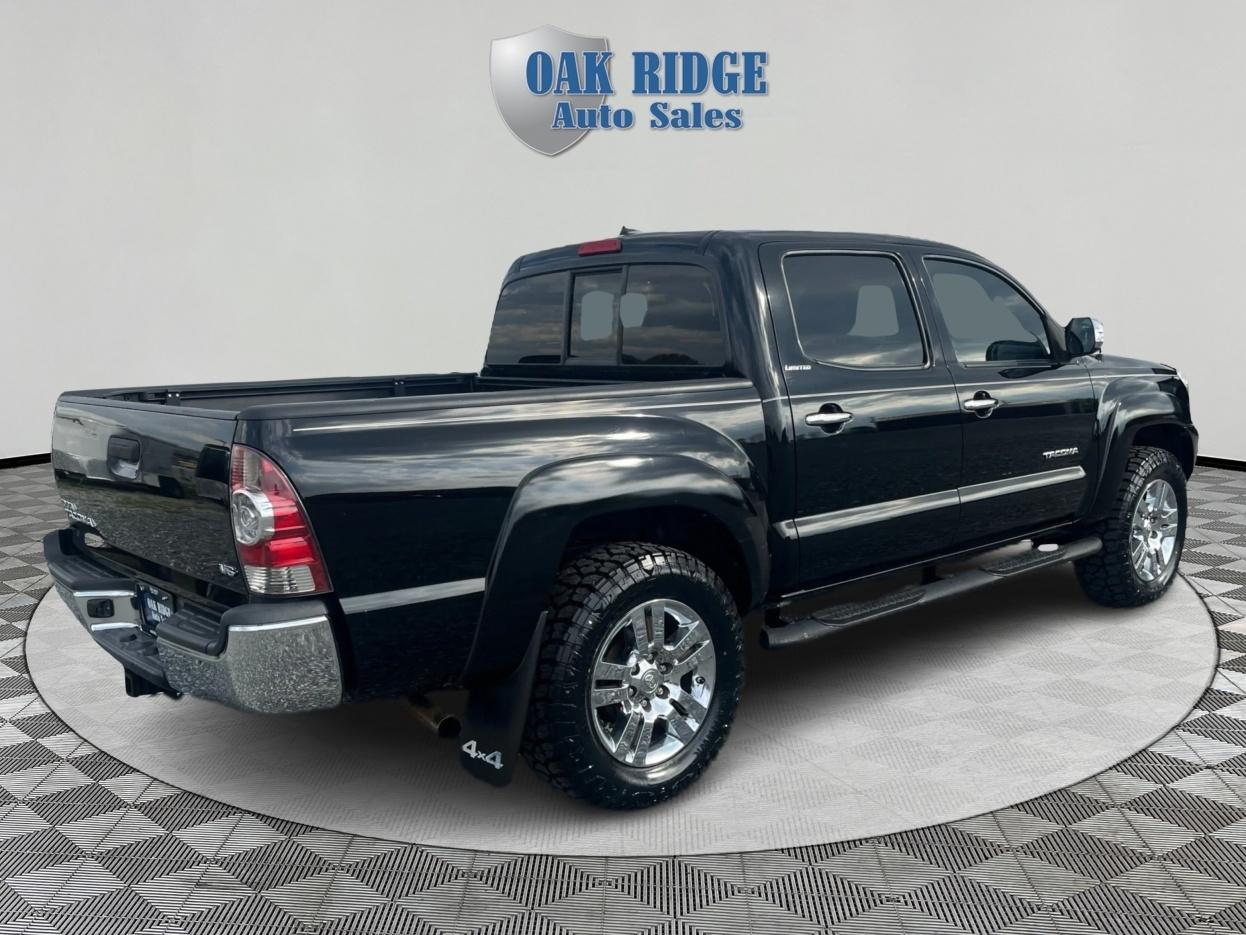 Toyota Tacoma V6 2015