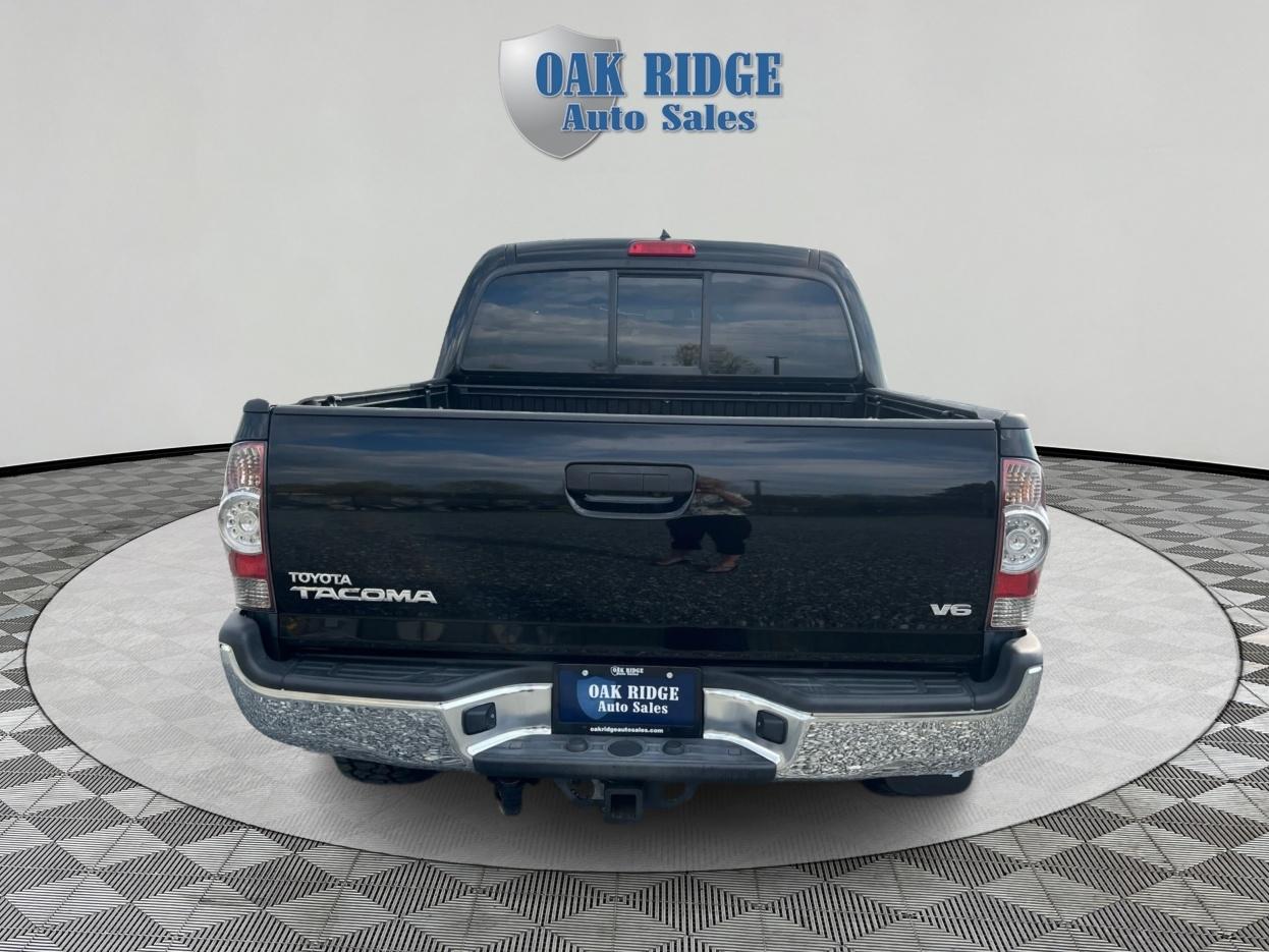 Toyota Tacoma V6 2015