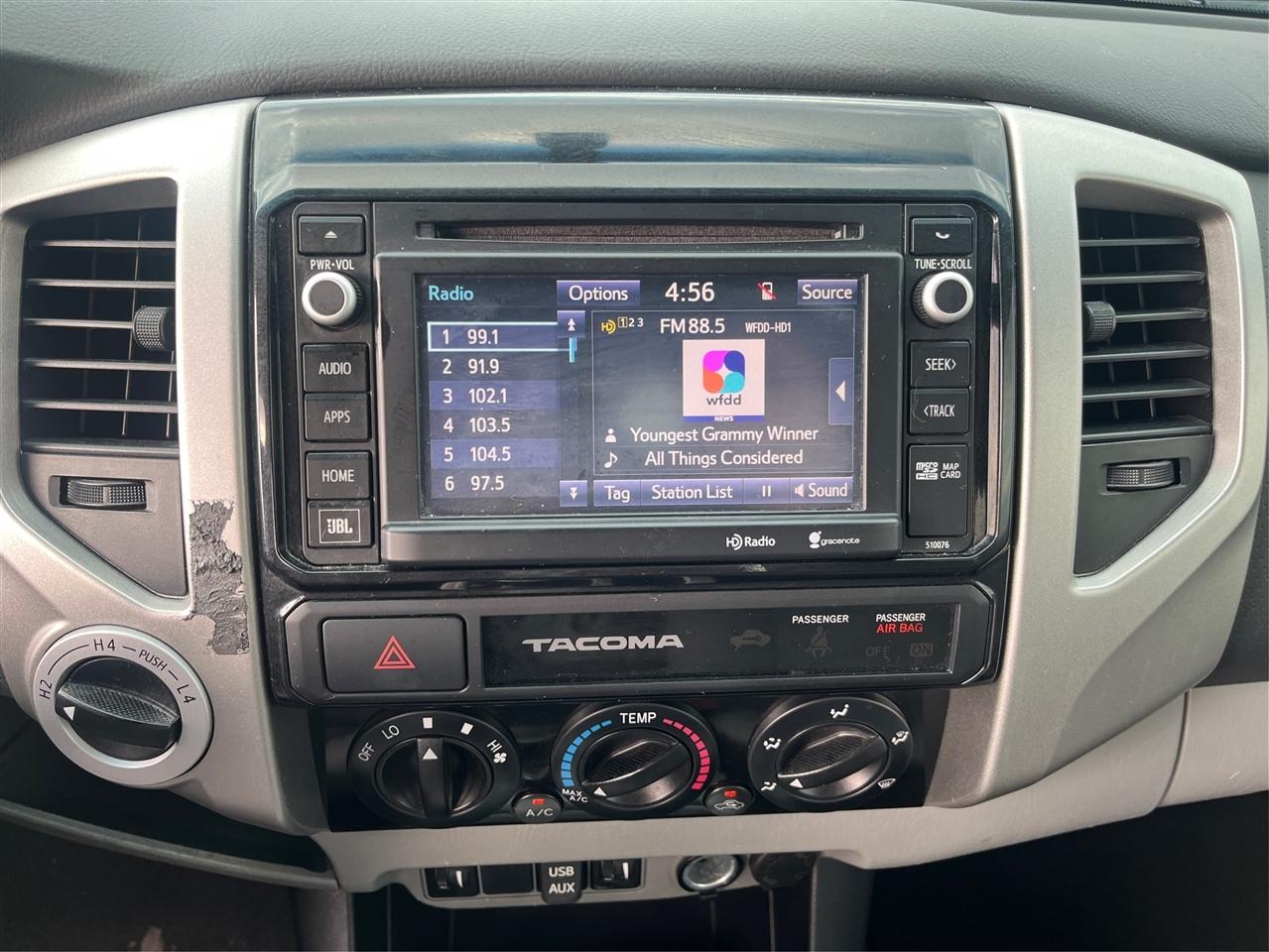 Toyota Tacoma V6 2015