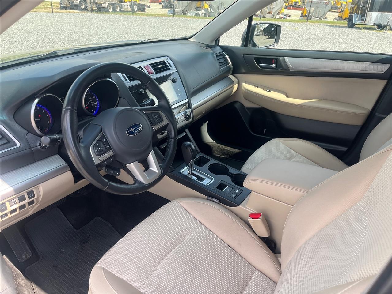 Subaru Outback  2015