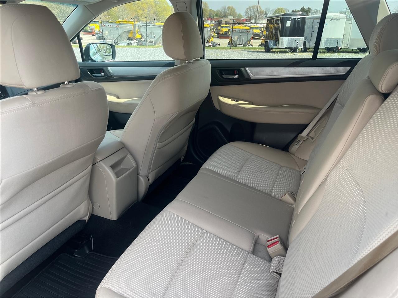 Subaru Outback  2015