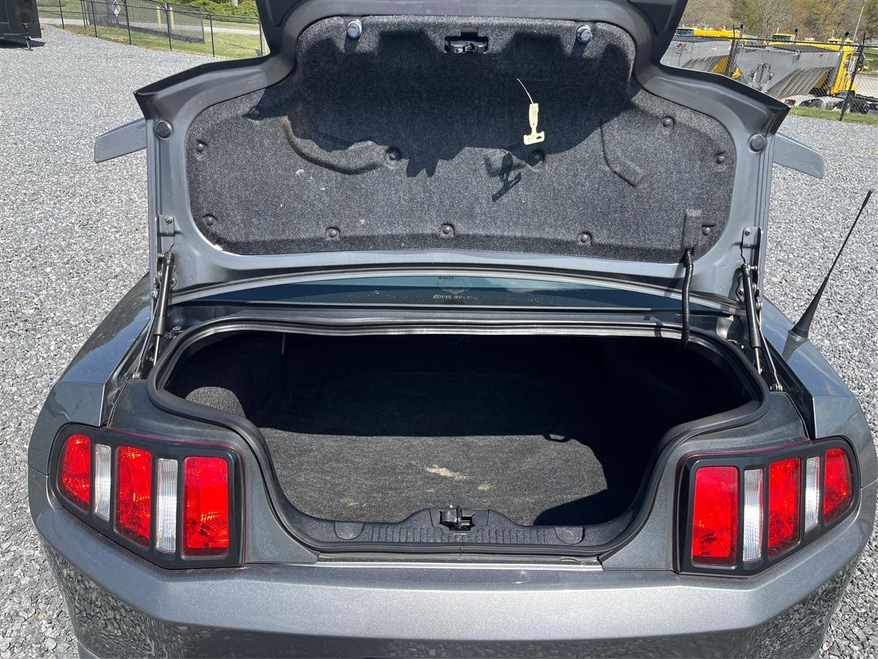 Ford Mustang GT Premium 2011