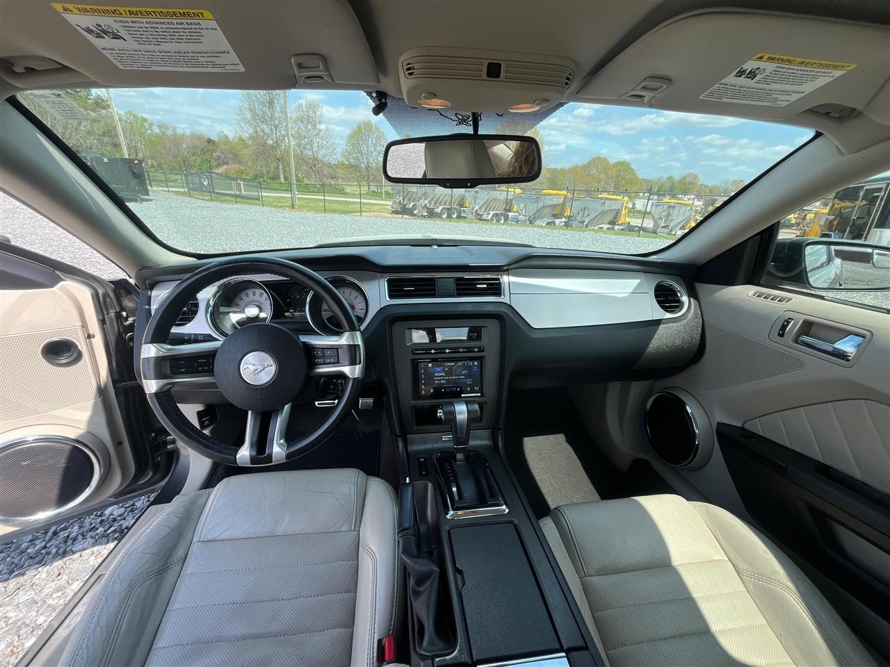 Ford Mustang GT Premium 2011