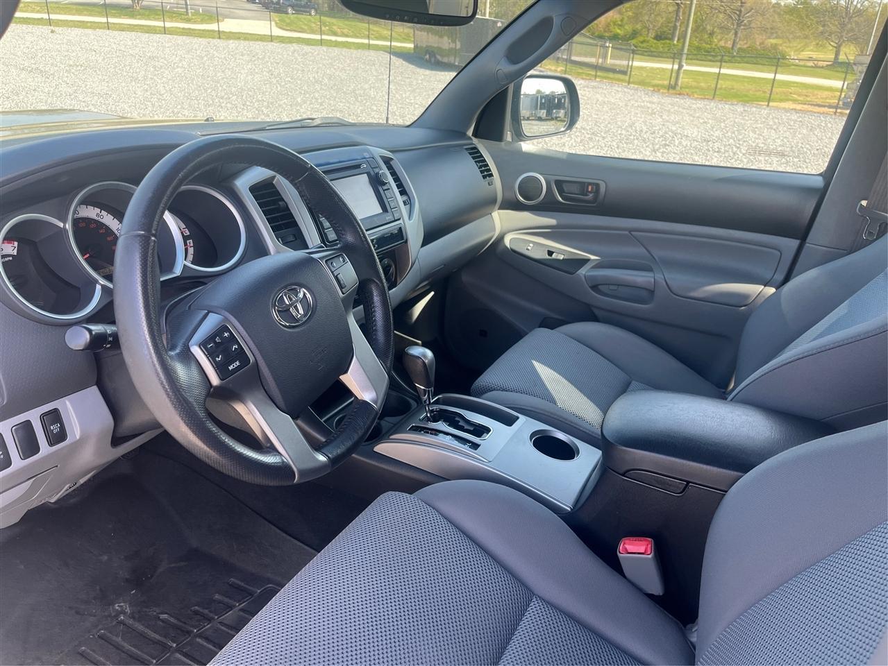 Toyota Tacoma V6 2012