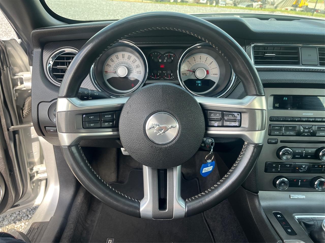 Ford Mustang GT Premium 2011