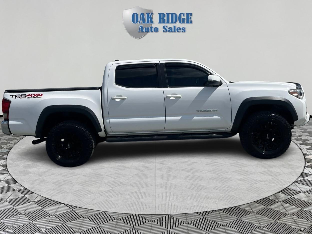 Toyota Tacoma  2017